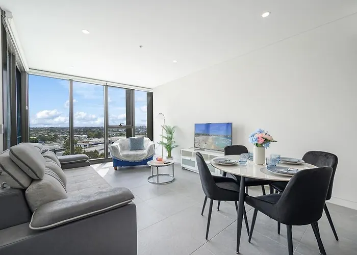 Olympic Park Stylish Apt With Gym Pool Good View