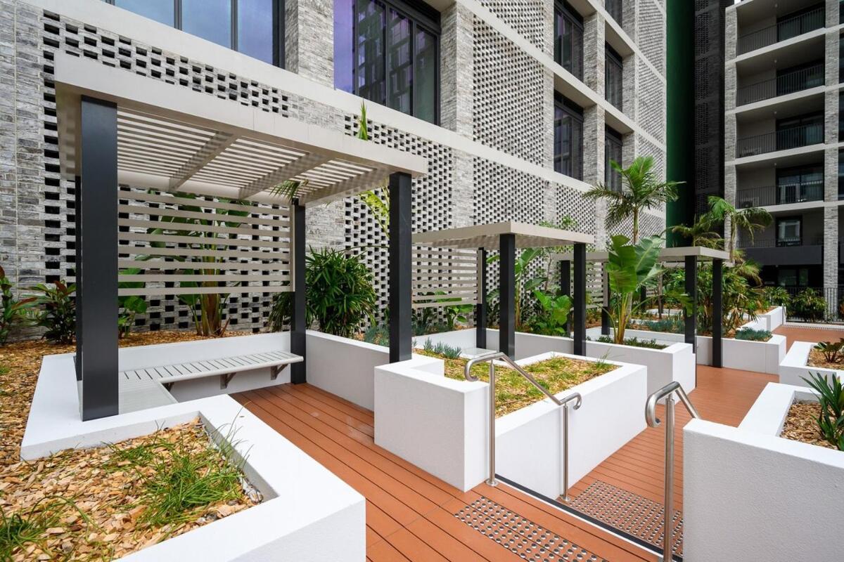 Apartment Olympic Park Stylish With Gym Pool Good View *