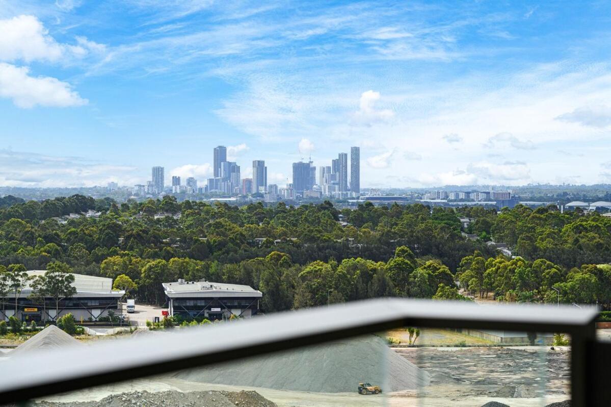 Apartment Olympic Park Stylish With Gym Pool Good View *